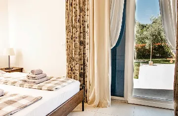 Villa in Tar for up to 8 with Private Pool