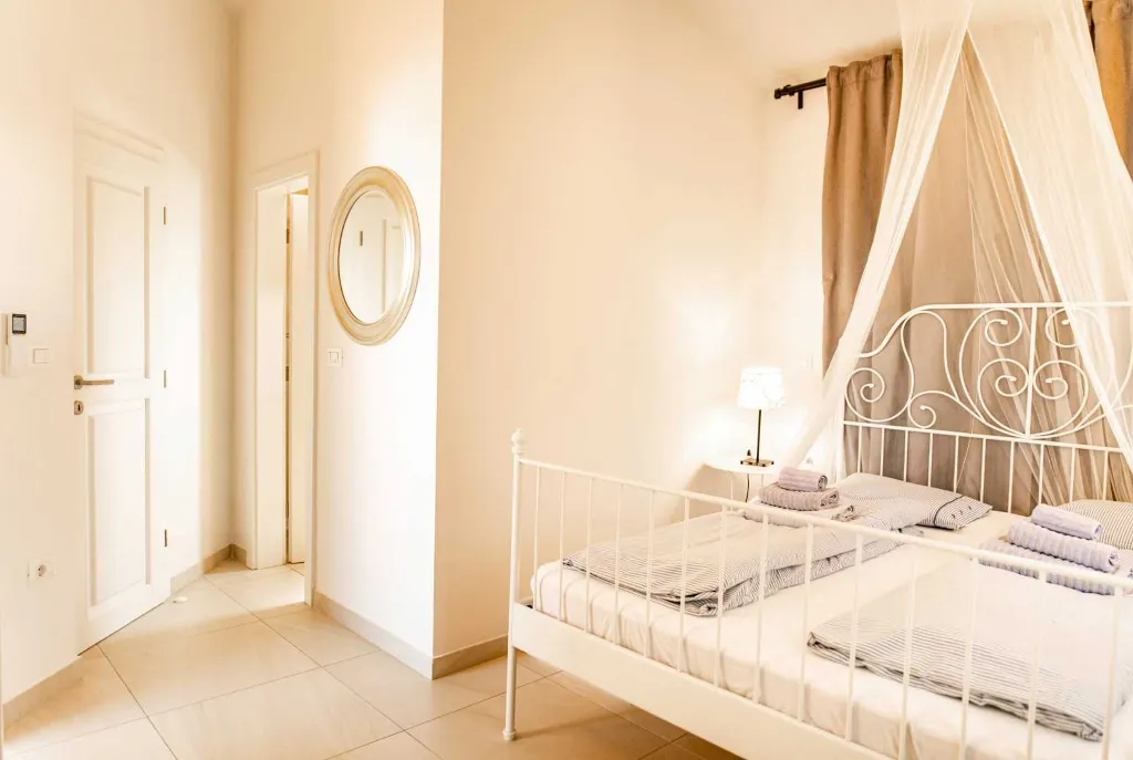 Villa in Tar for up to 8 with Private Pool