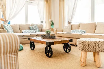 3-Bedroom Villa with Private Pool and Sea View in Tar