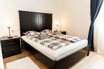 3-Bedroom Villa with Private Pool and Sea View in Tar