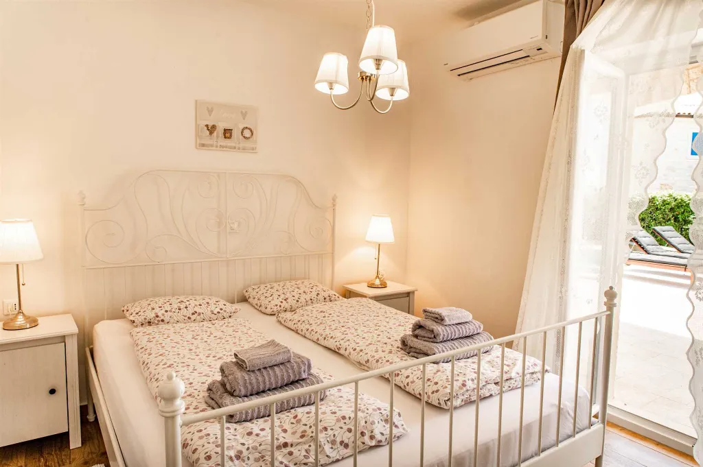 Villa in Tar for up to 8 Guests