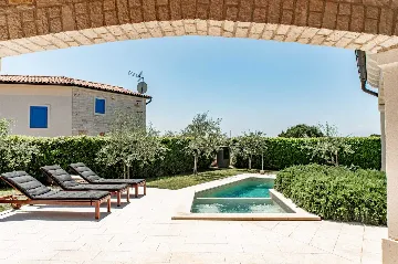 Villa in Tar for up to 8 Guests