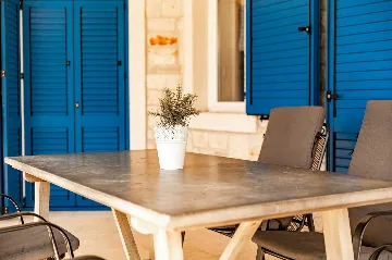 Villa in Tar for up to 8 Guests