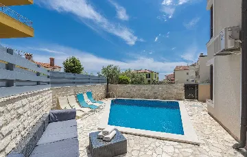 Spacious Villa in Premantura with Private Pool