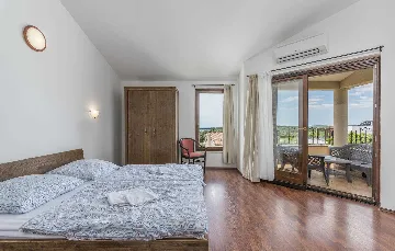 Spacious Villa in Premantura with Private Pool