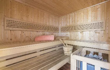 Spacious Villa in Premantura with Private Pool