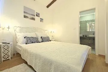 4-Bedroom Villa with Private Pool in Rošini