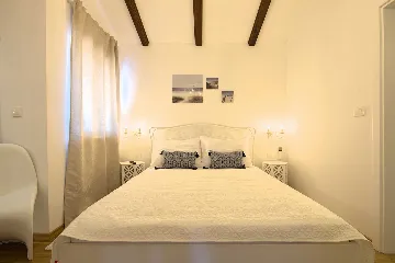4-Bedroom Villa with Private Pool in Rošini