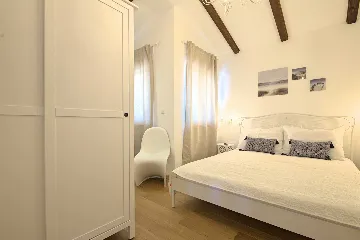 4-Bedroom Villa with Private Pool in Rošini