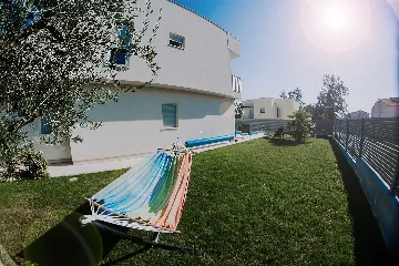 Modern Villa with Private Pool in Novigrad