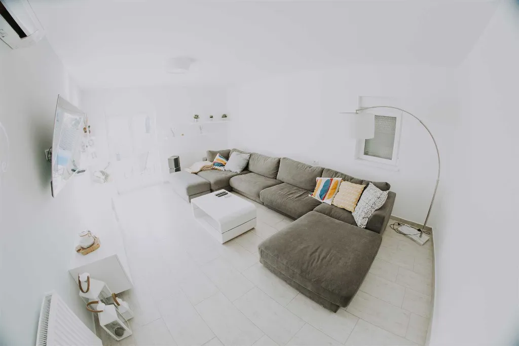 Modern Villa with Private Pool in Novigrad