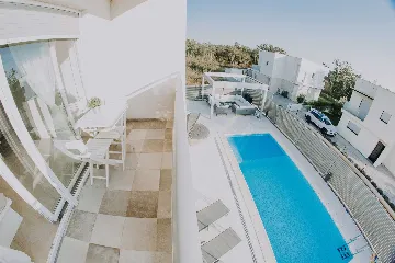 Modern Villa with Private Pool in Novigrad