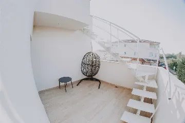 Modern Villa with Private Pool in Novigrad