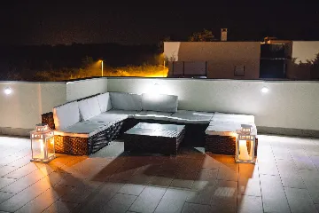 Modern Villa with Private Pool in Novigrad