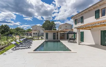 Villa in Rojnići with Private Pool and Sauna