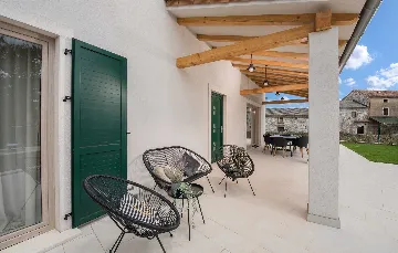 Villa in Rojnići with Private Pool and Sauna