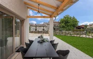 Villa in Rojnići with Private Pool and Sauna