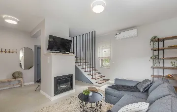 Villa in Rojnići with Private Pool and Sauna