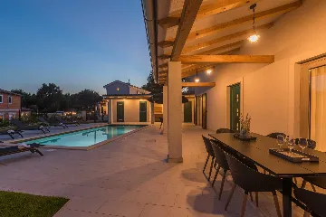 Villa in Rojnići with Private Pool and Sauna