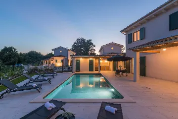 Villa in Rojnići with Private Pool and Sauna