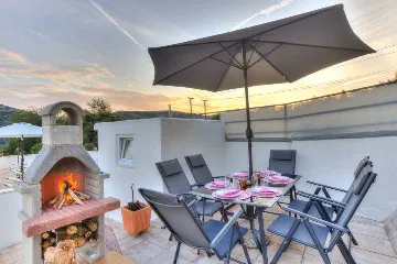 4-Bedroom Holiday House in Bribir for Up to 10