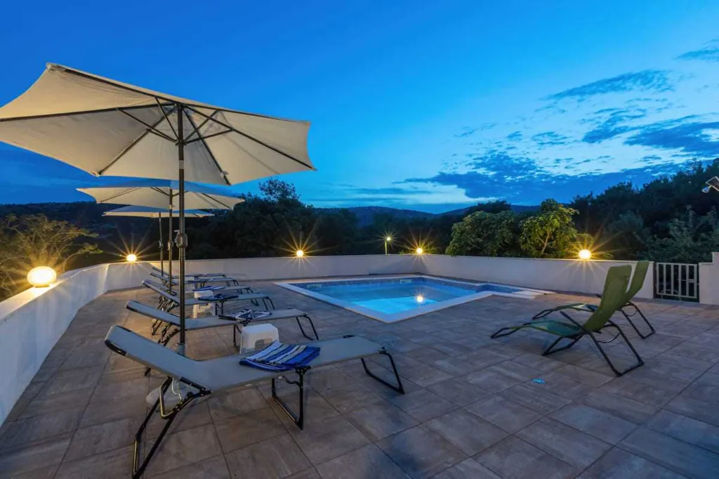 4-Bedroom Holiday House in Bribir for Up to 10