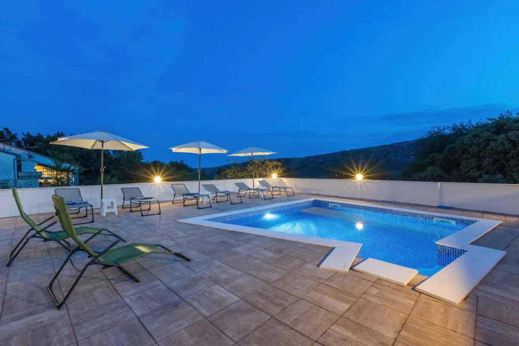 4-Bedroom Holiday House in Bribir for Up to 10