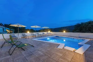 4-Bedroom Holiday House in Bribir for Up to 10