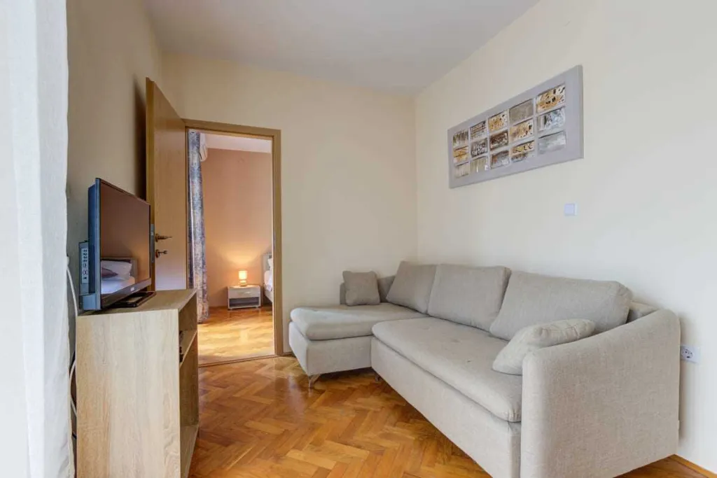 4-Bedroom Holiday House in Bribir for Up to 10