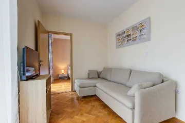 4-Bedroom Holiday House in Bribir for Up to 10