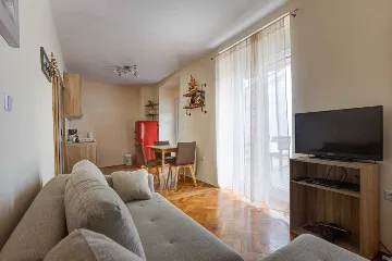 4-Bedroom Holiday House in Bribir for Up to 10