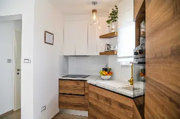 Modern 2-Bedroom Villa with Heated Pool in Kraljevica