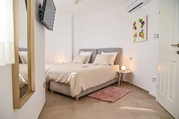 Modern 2-Bedroom Villa with Heated Pool in Kraljevica