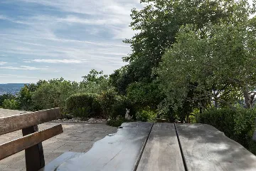 Crikvenica 2-Bedroom Apartment for up to 6