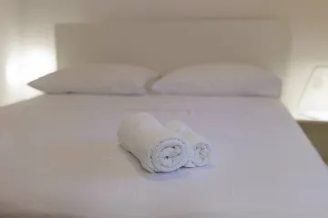 Seaside Apartment with Panoramic Views in Klek