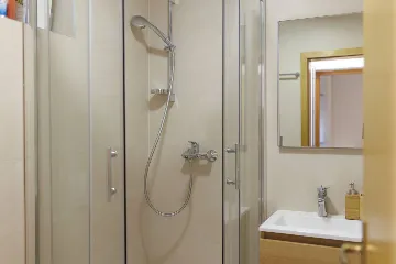 Seaside Apartment with Panoramic Views in Klek