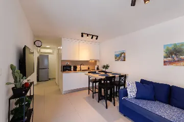 Duboka Klek Apartment with 2 Bedrooms for 4