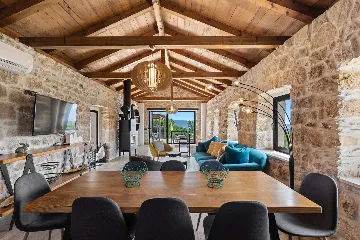 Spacious 4-Bedroom Villa in Bribir, Croatia