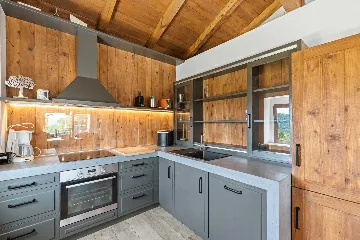 Spacious 4-Bedroom Villa in Bribir, Croatia