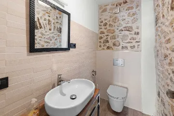 Spacious 4-Bedroom Villa in Bribir, Croatia