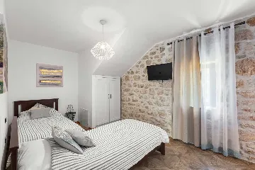 Spacious 4-Bedroom Villa in Bribir, Croatia