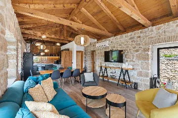 Spacious 4-Bedroom Villa in Bribir, Croatia