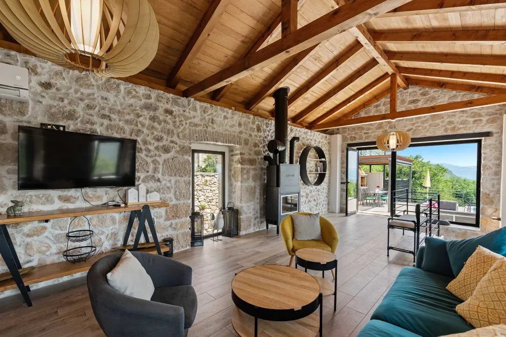 Spacious 4-Bedroom Villa in Bribir, Croatia
