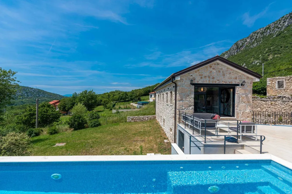 Spacious 4-Bedroom Villa in Bribir, Croatia