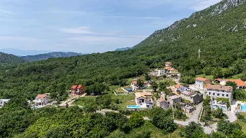 Spacious 4-Bedroom Villa in Bribir, Croatia