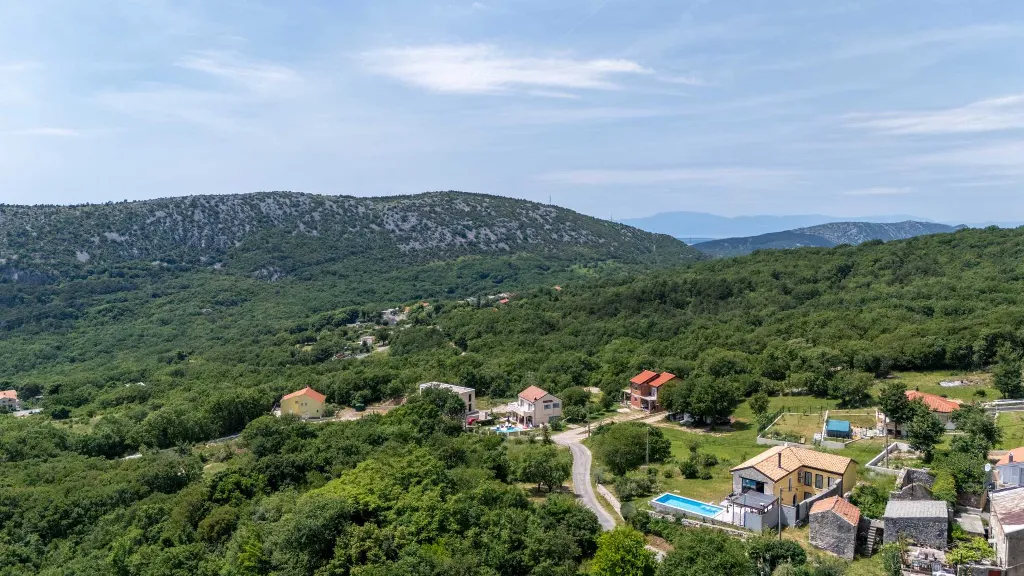 Spacious 4-Bedroom Villa in Bribir, Croatia