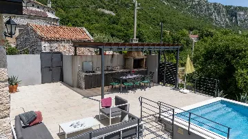 Spacious 4-Bedroom Villa in Bribir, Croatia