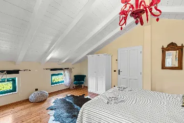 Stone-Style Villa with Sea View in Bribir