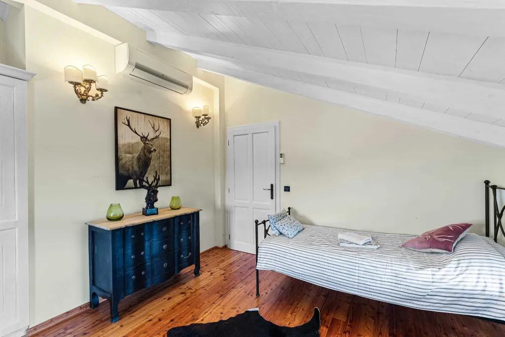 Stone-Style Villa with Sea View in Bribir