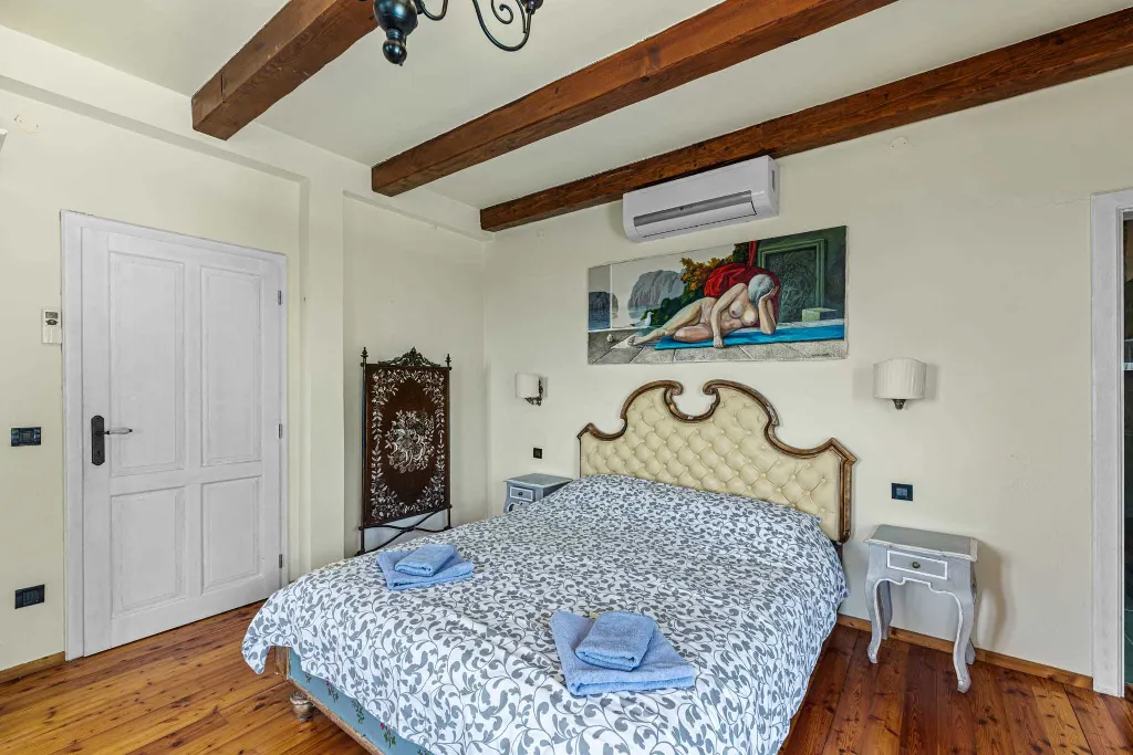 Stone-Style Villa with Sea View in Bribir